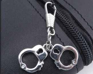 Z-CUFFS Zipper Pull Mini Cuffs